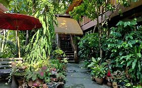 Oldy De Garden
